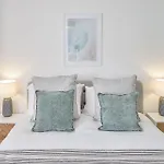 Apartmán Glenholme With Sea Views And Balconies In North Yorkshire