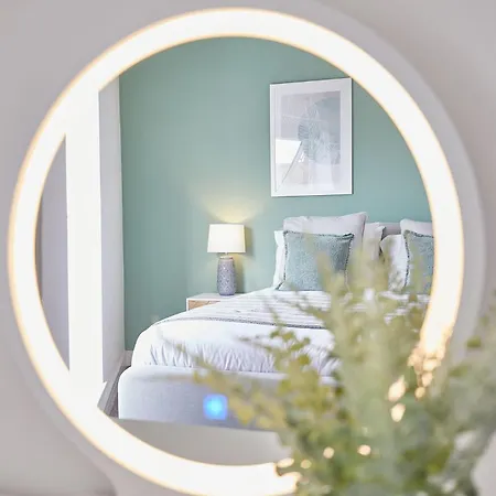 Glenholme With Sea Views And Balconies In North Yorkshire Apartamento