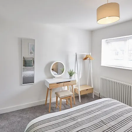 Glenholme With Sea Views And Balconies In North Yorkshire