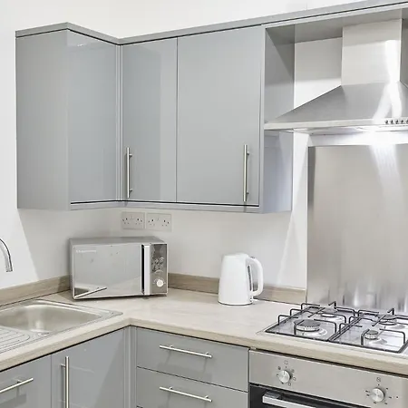 Glenholme With Sea Views And Balconies In North Yorkshire *