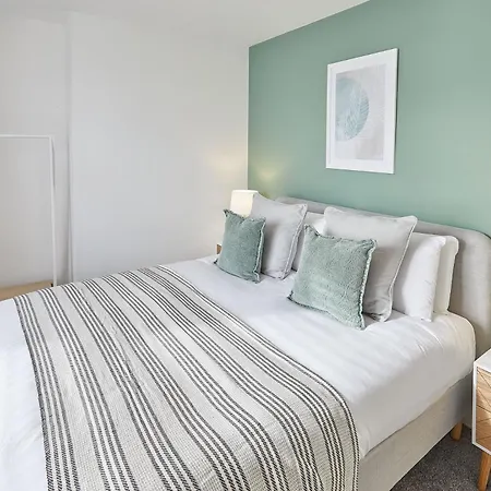 Glenholme With Sea Views And Balconies In North Yorkshire * Redcar