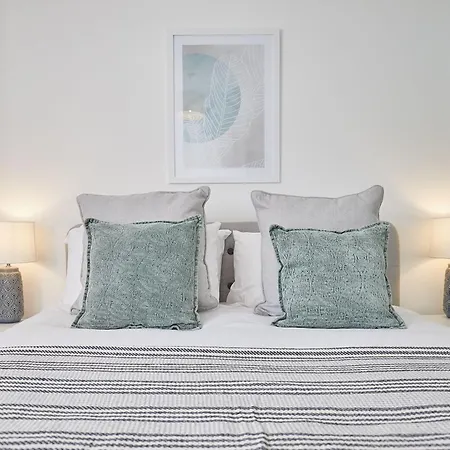 Apartment Glenholme With Sea Views And Balconies In North Yorkshire Redcar