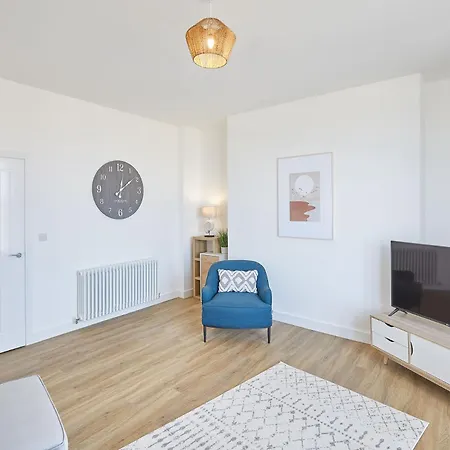 Glenholme With Sea Views And Balconies In North Yorkshire * Redcar