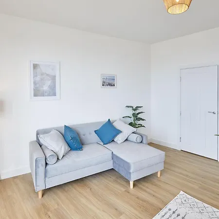 Apartment Glenholme With Sea Views And Balconies In North Yorkshire *
