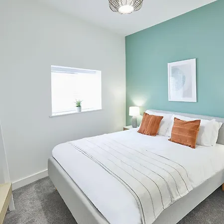 Apartment Glenholme With Sea Views And Balconies In North Yorkshire